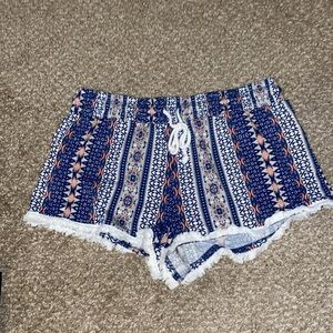 Women’s patterned shorts